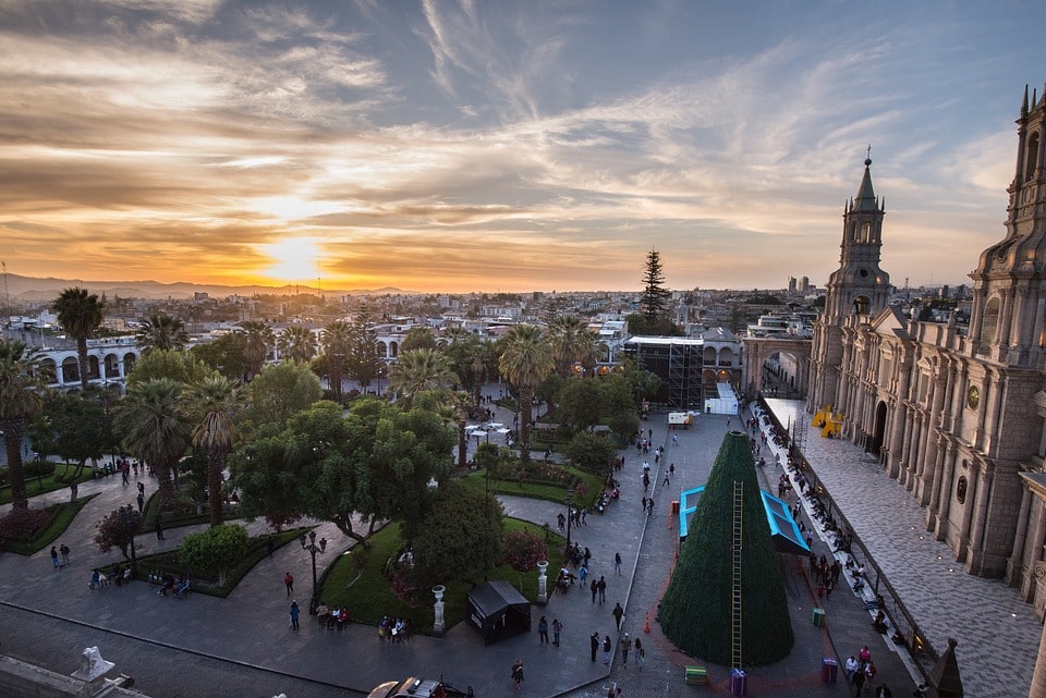 Arequipa travel guide: view of the main square