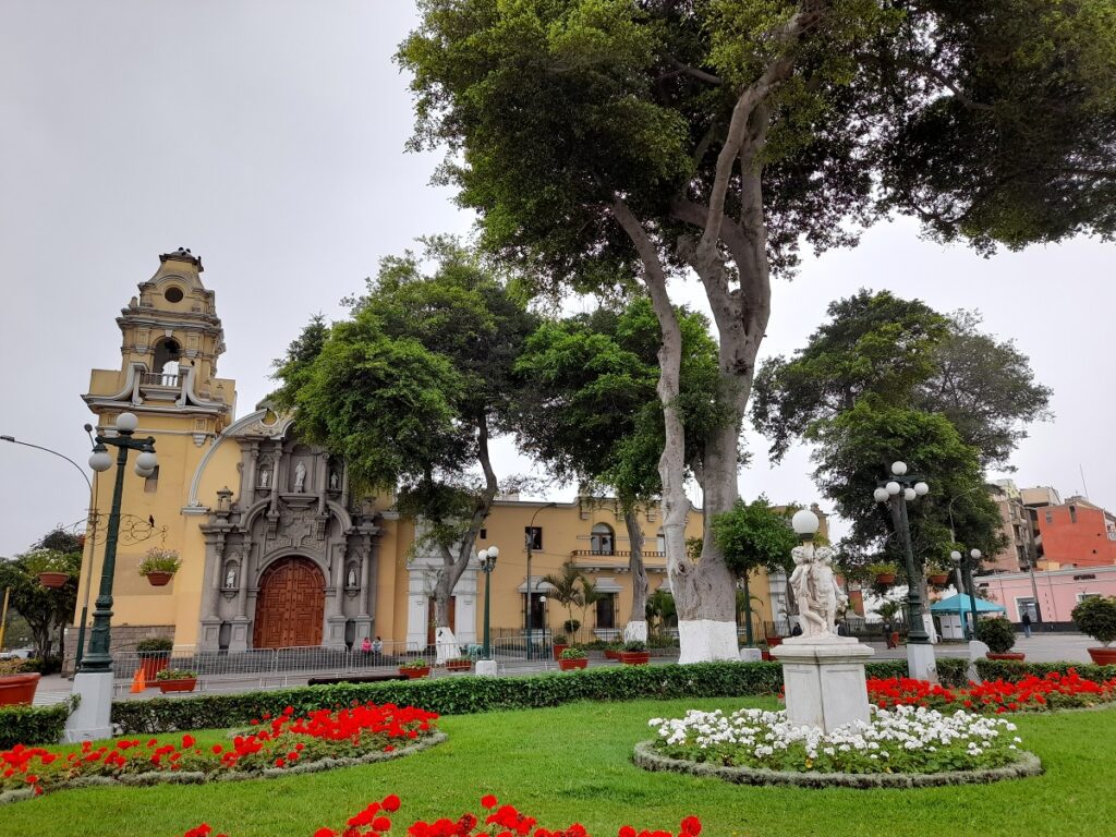 Barranco, Lima: the main square of Barranco